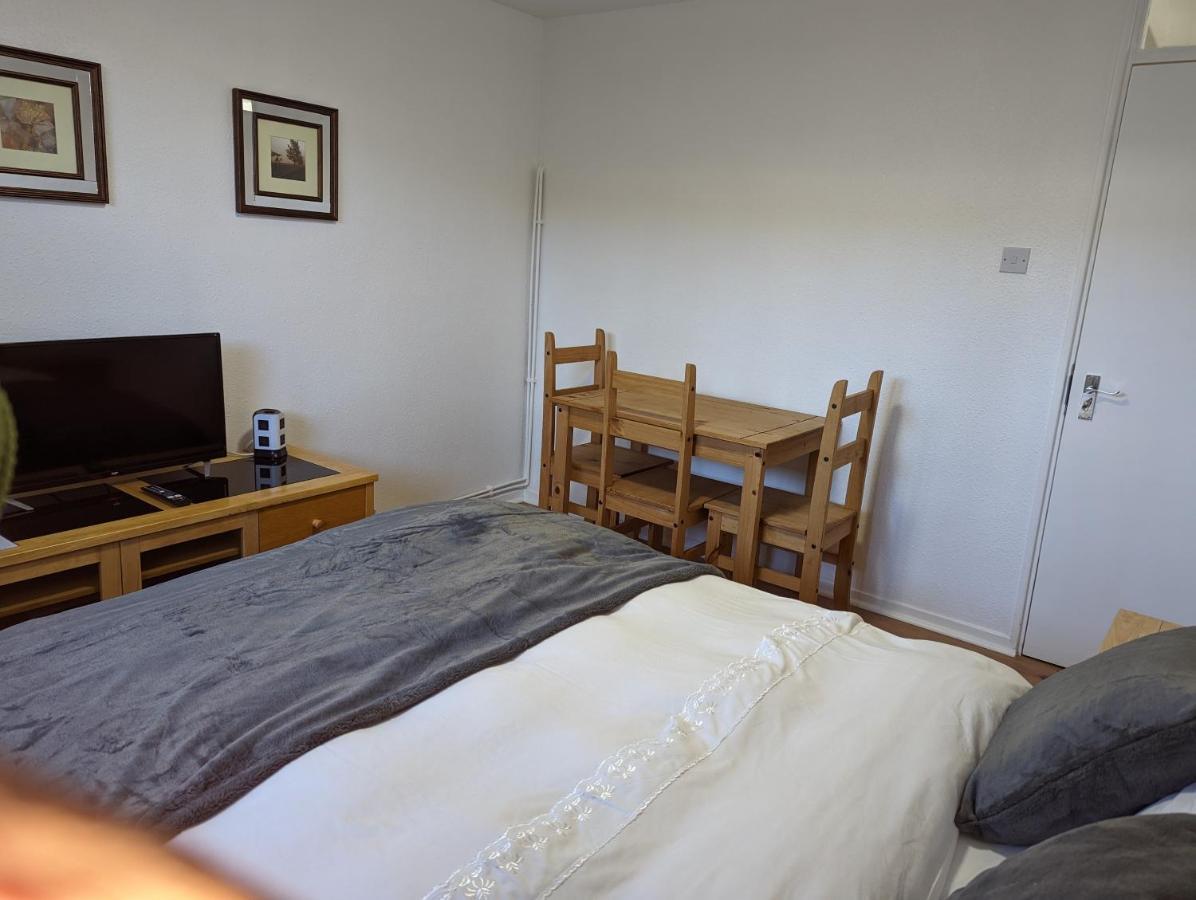 Beautiful Independent Apartment In London Uk מראה חיצוני תמונה